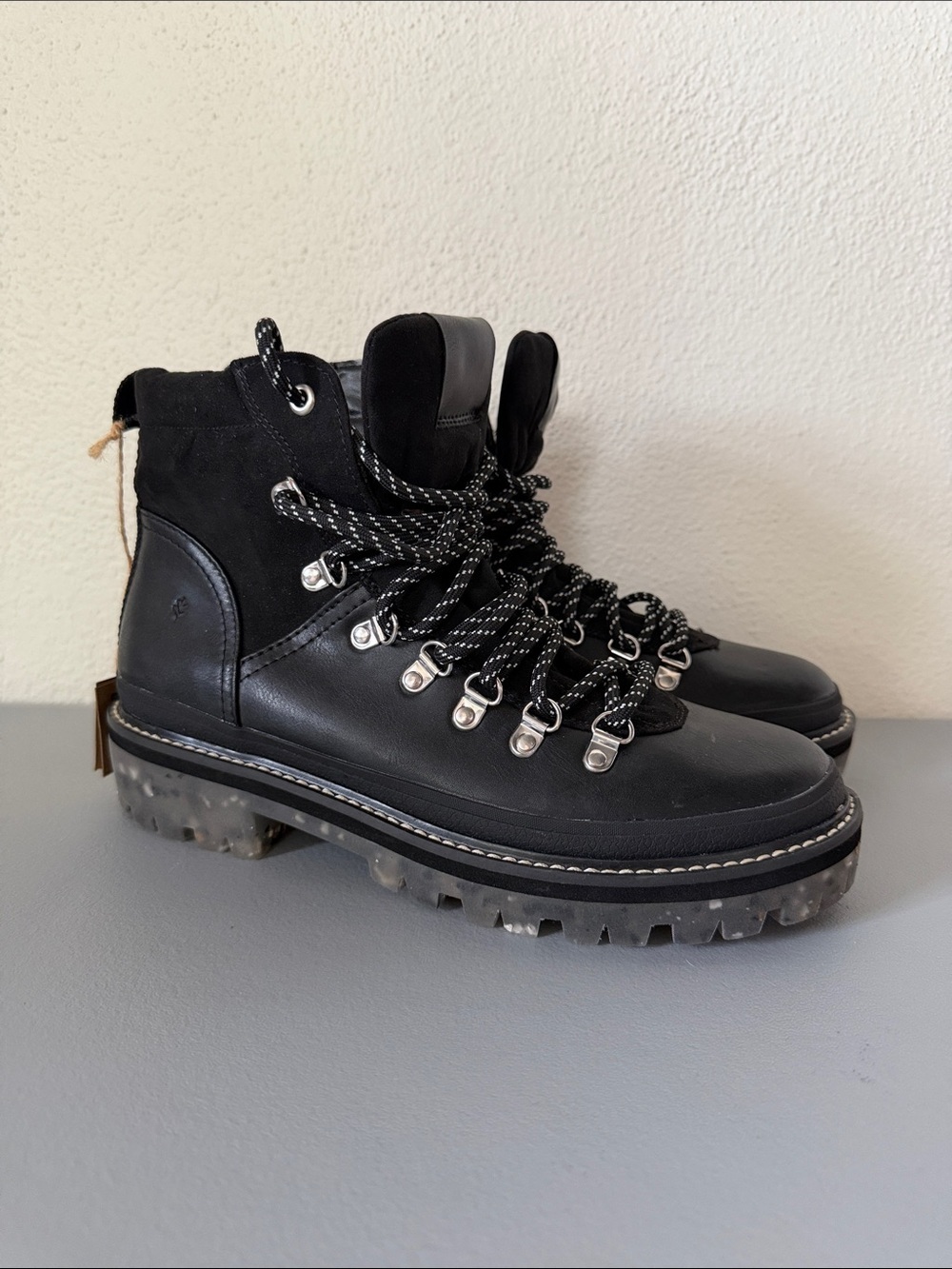 Cool Planet by Steve Madden Bunii combat boots Size 9